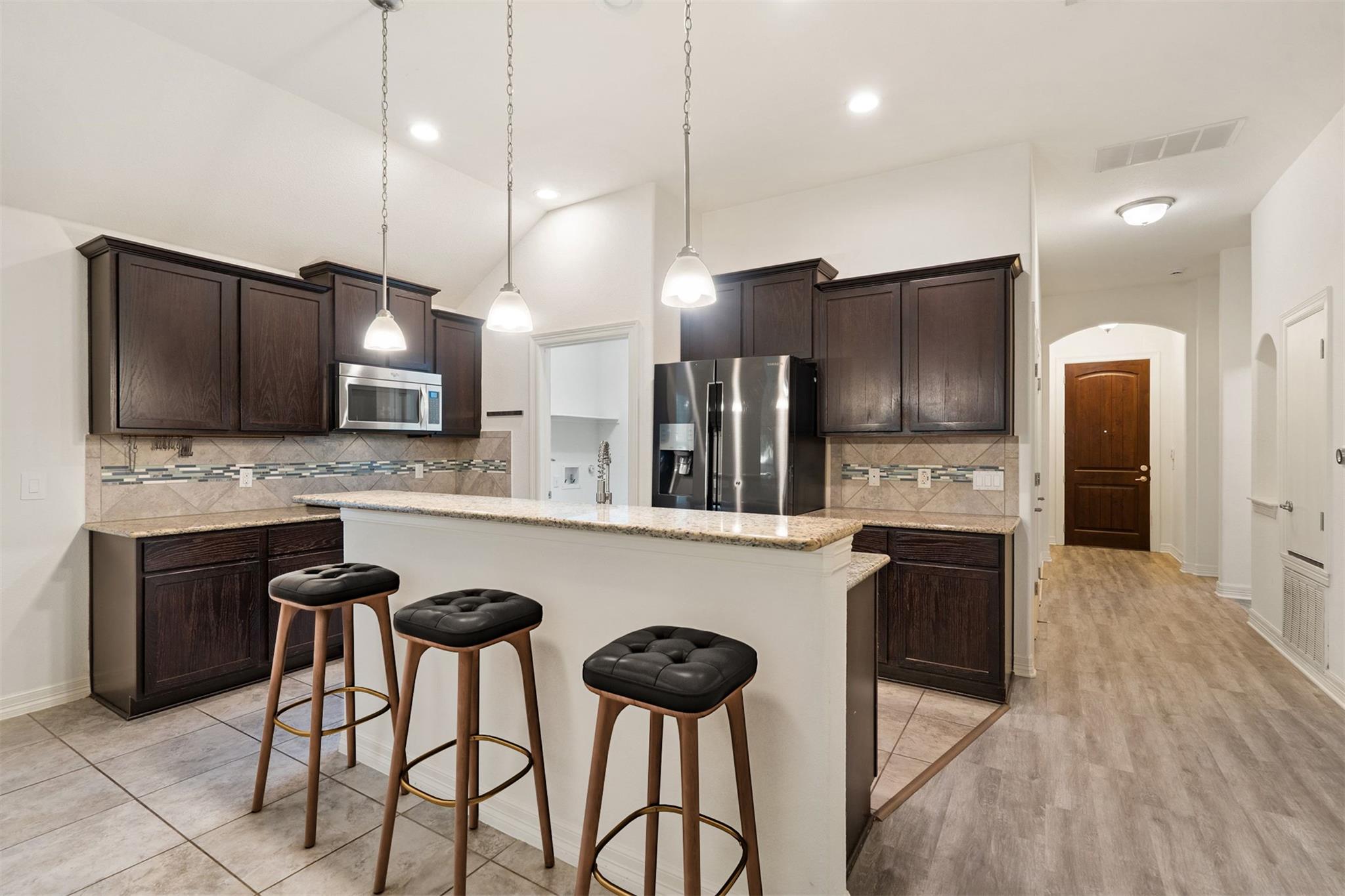 2705 Kingsland Way Austin TX 78725