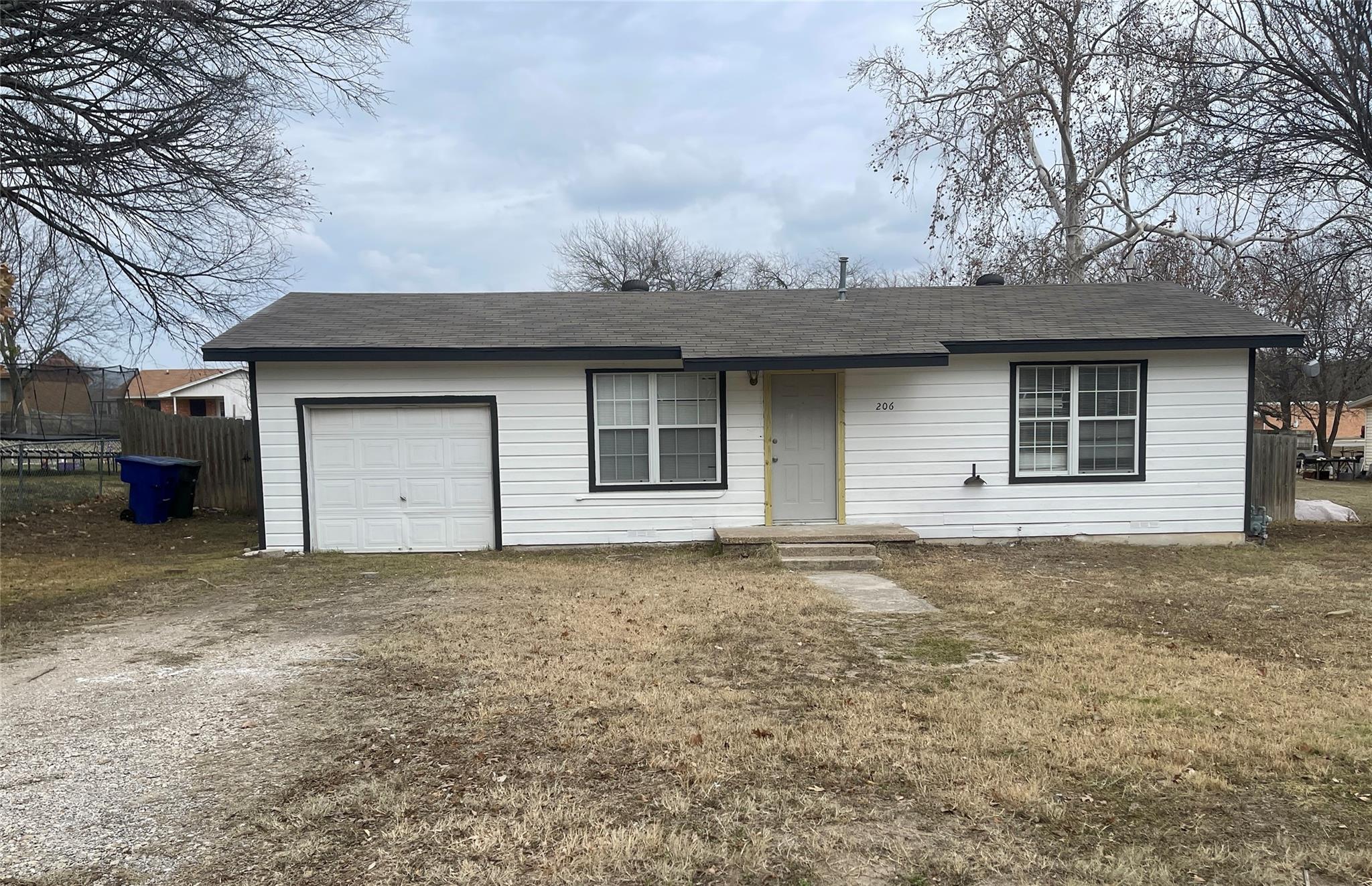 206 Hill Street Copperas Cove TX 76522