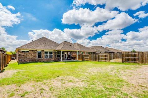 499 Coyote Creek Way Kyle TX 78640