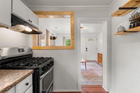1909 College Row Austin TX 78702