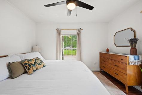 1909 College Row Austin TX 78702