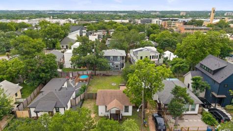 1909 College Row Austin TX 78702