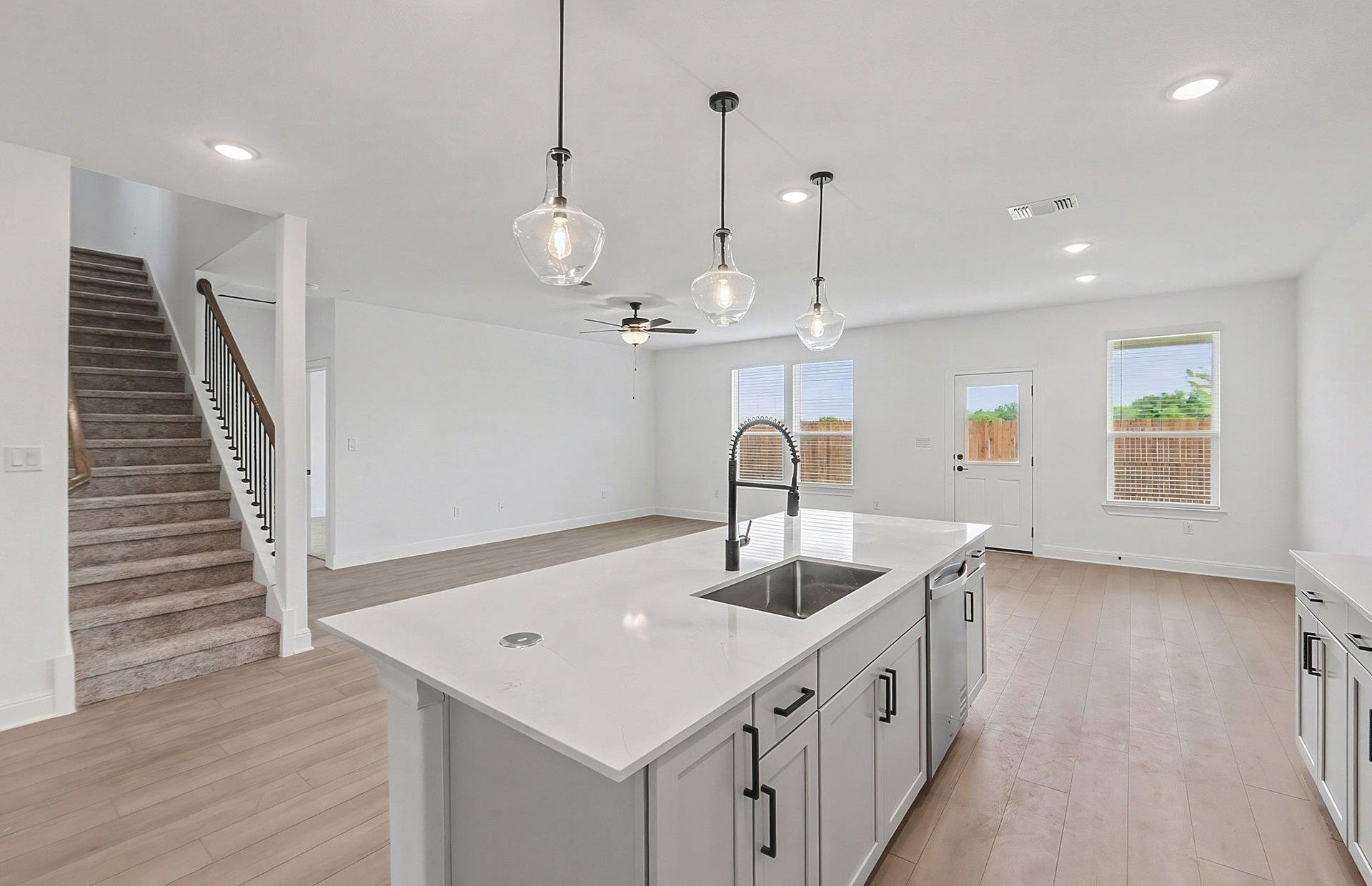 13516 Cerro Castellan Trace Manor TX 78653