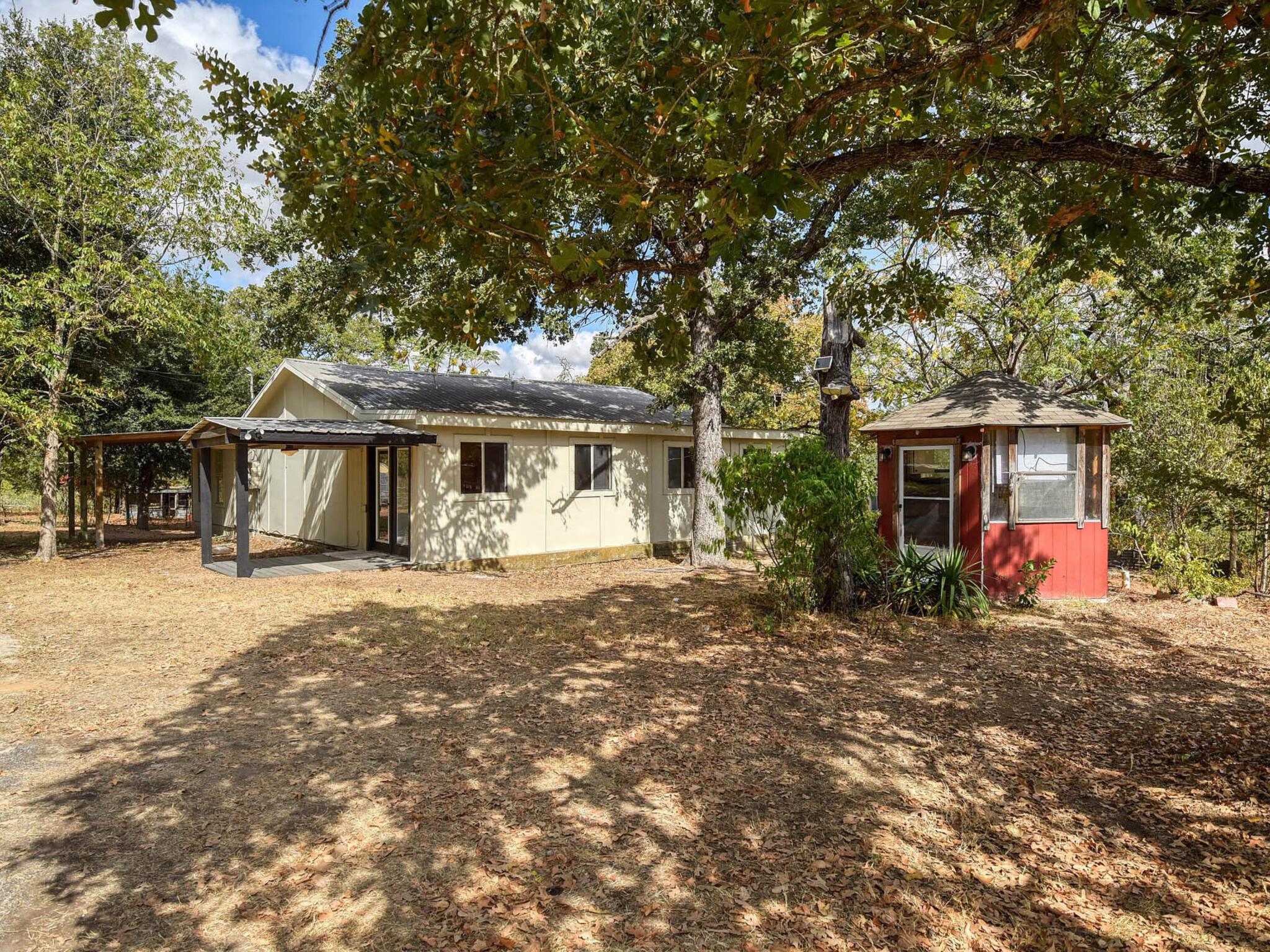 176 Lacy Drive Elgin TX 78621