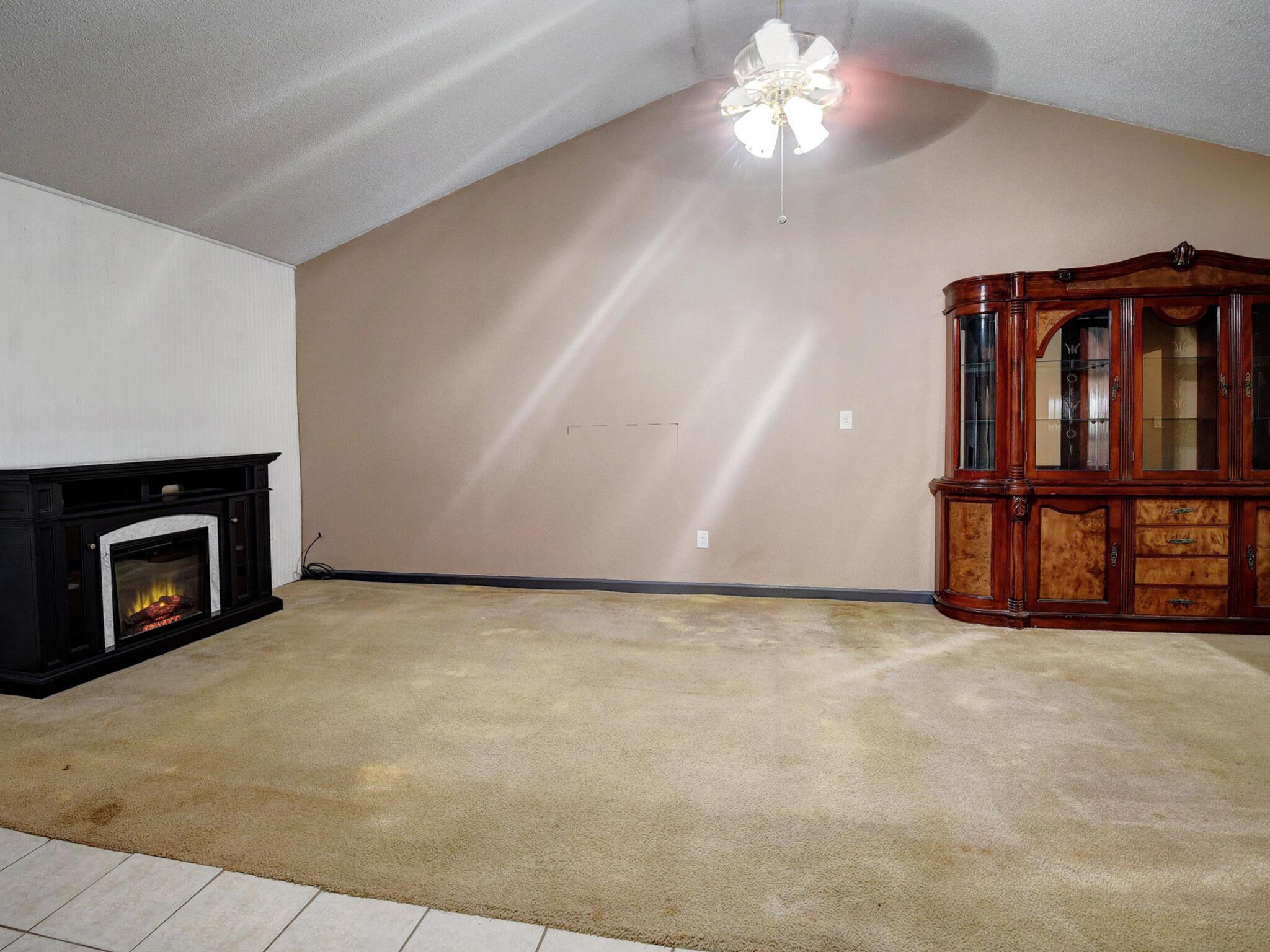 176 Lacy Drive Elgin TX 78621
