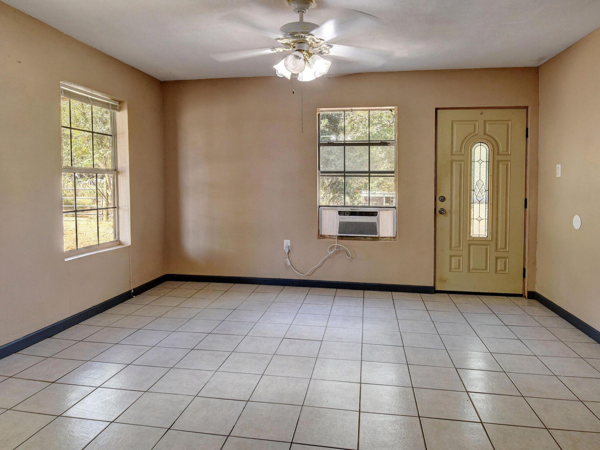 176 Lacy Drive Elgin TX 78621