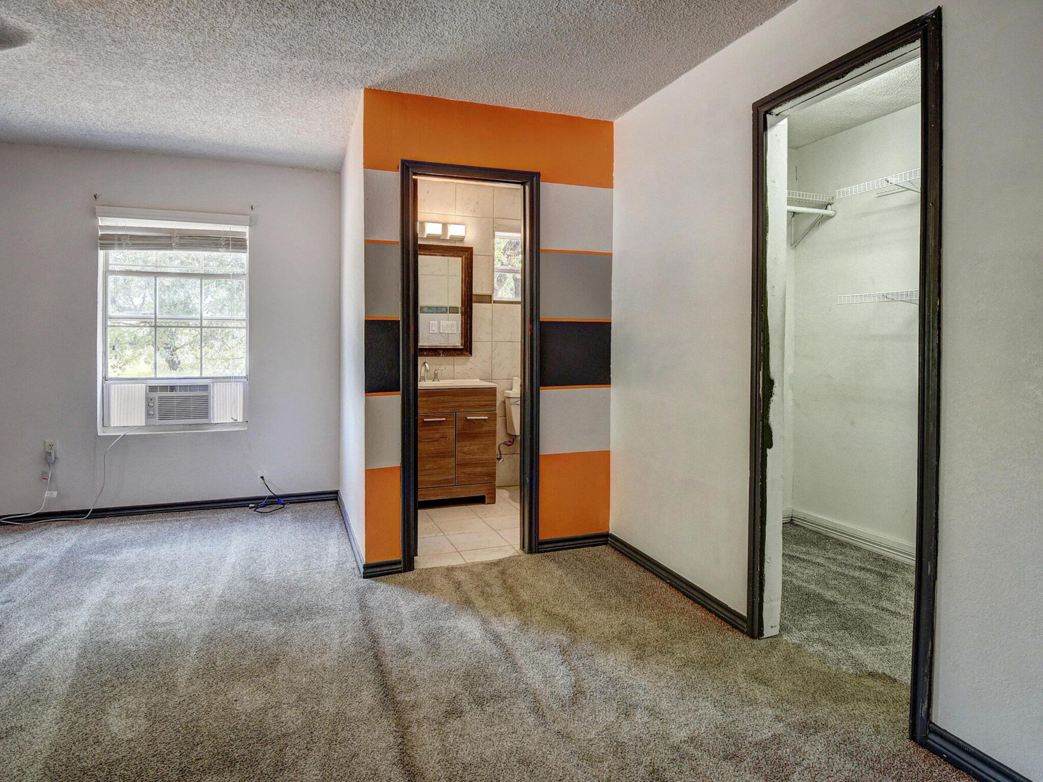 176 Lacy Drive Elgin TX 78621