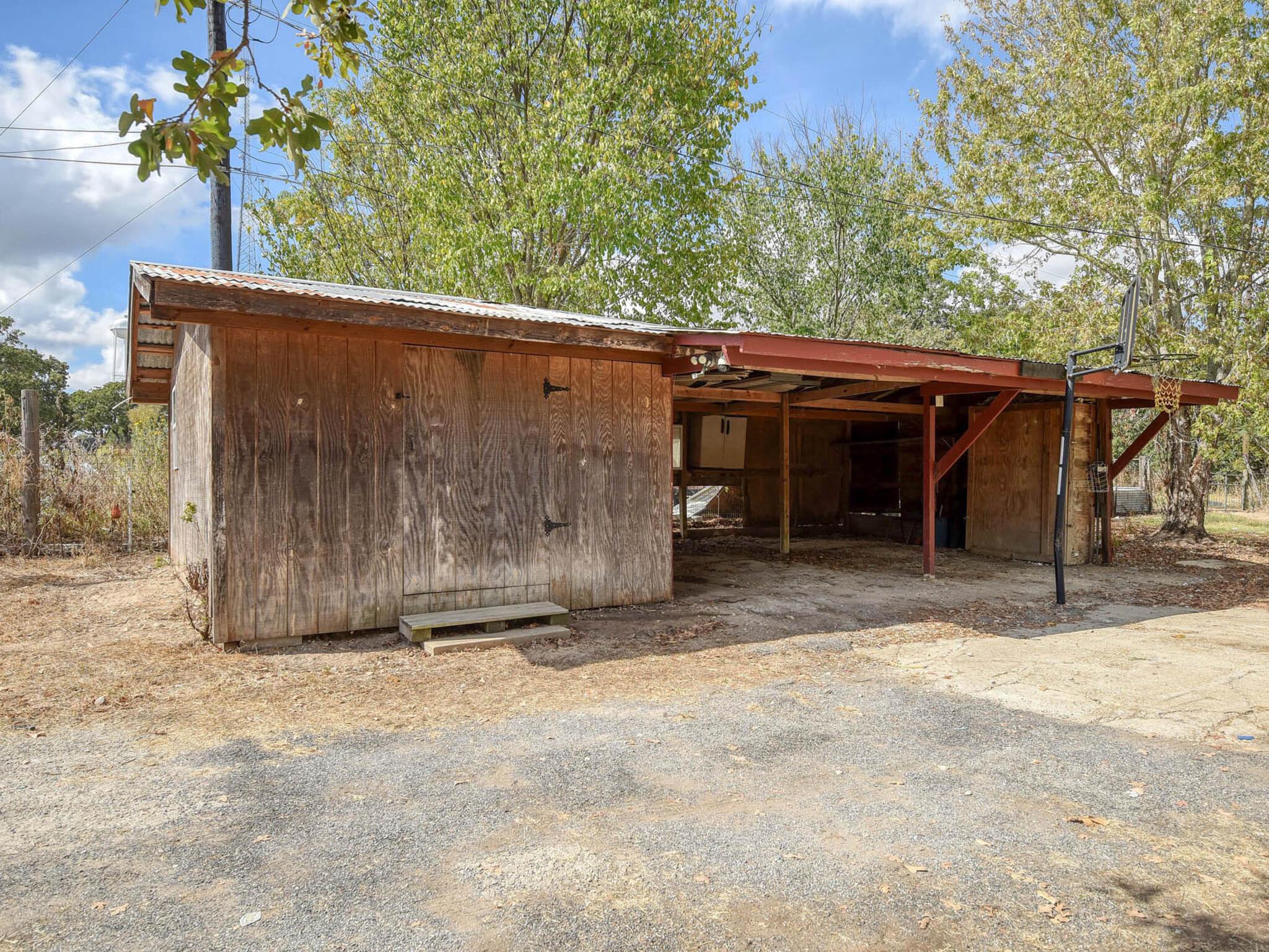 176 Lacy Drive Elgin TX 78621