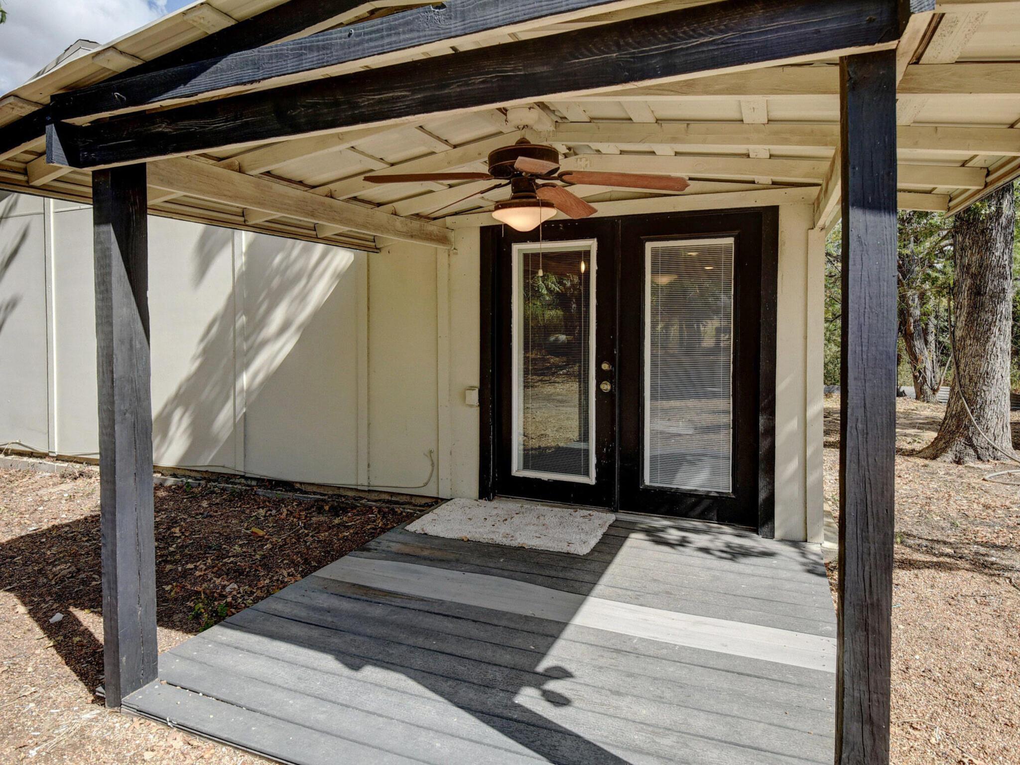 176 Lacy Drive Elgin TX 78621