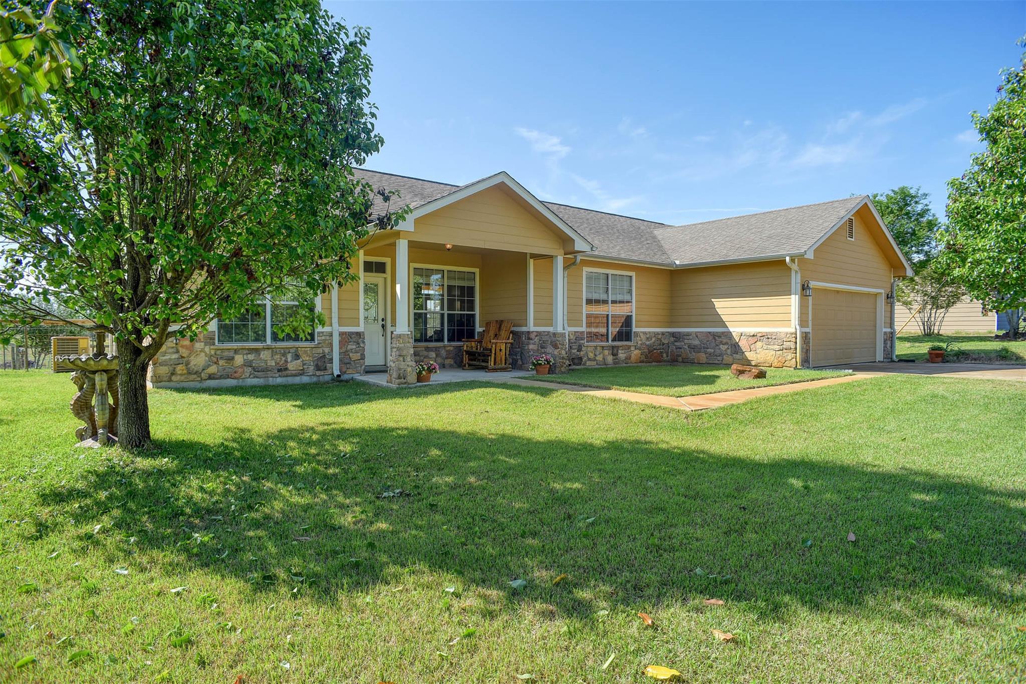 937 Highway 21 E Bastrop TX 78602