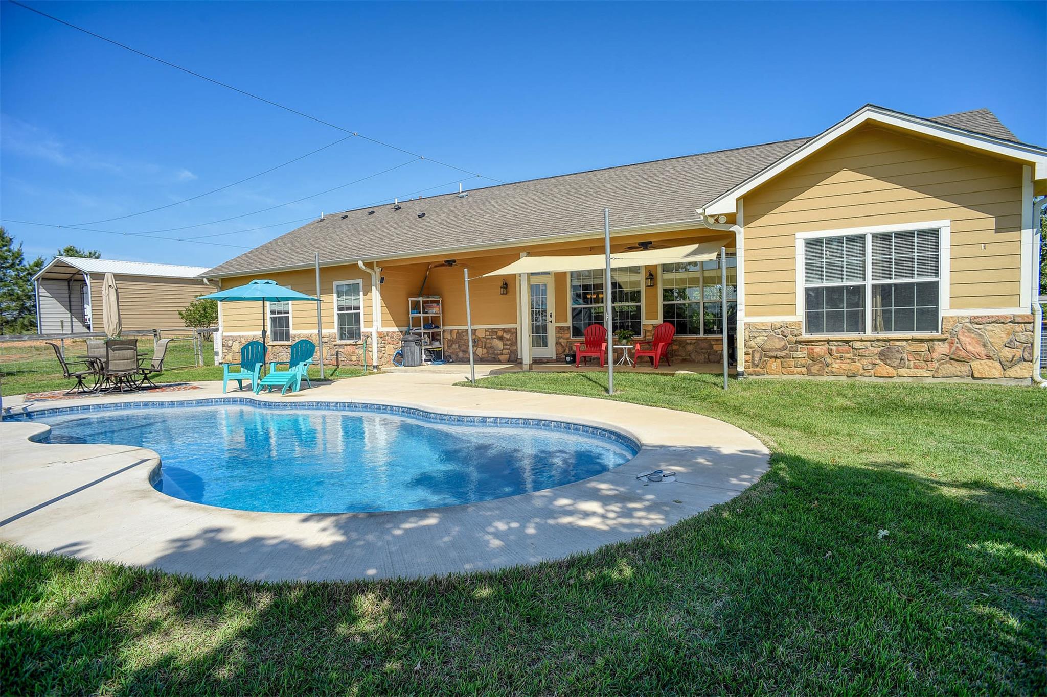937 Highway 21 E Bastrop TX 78602