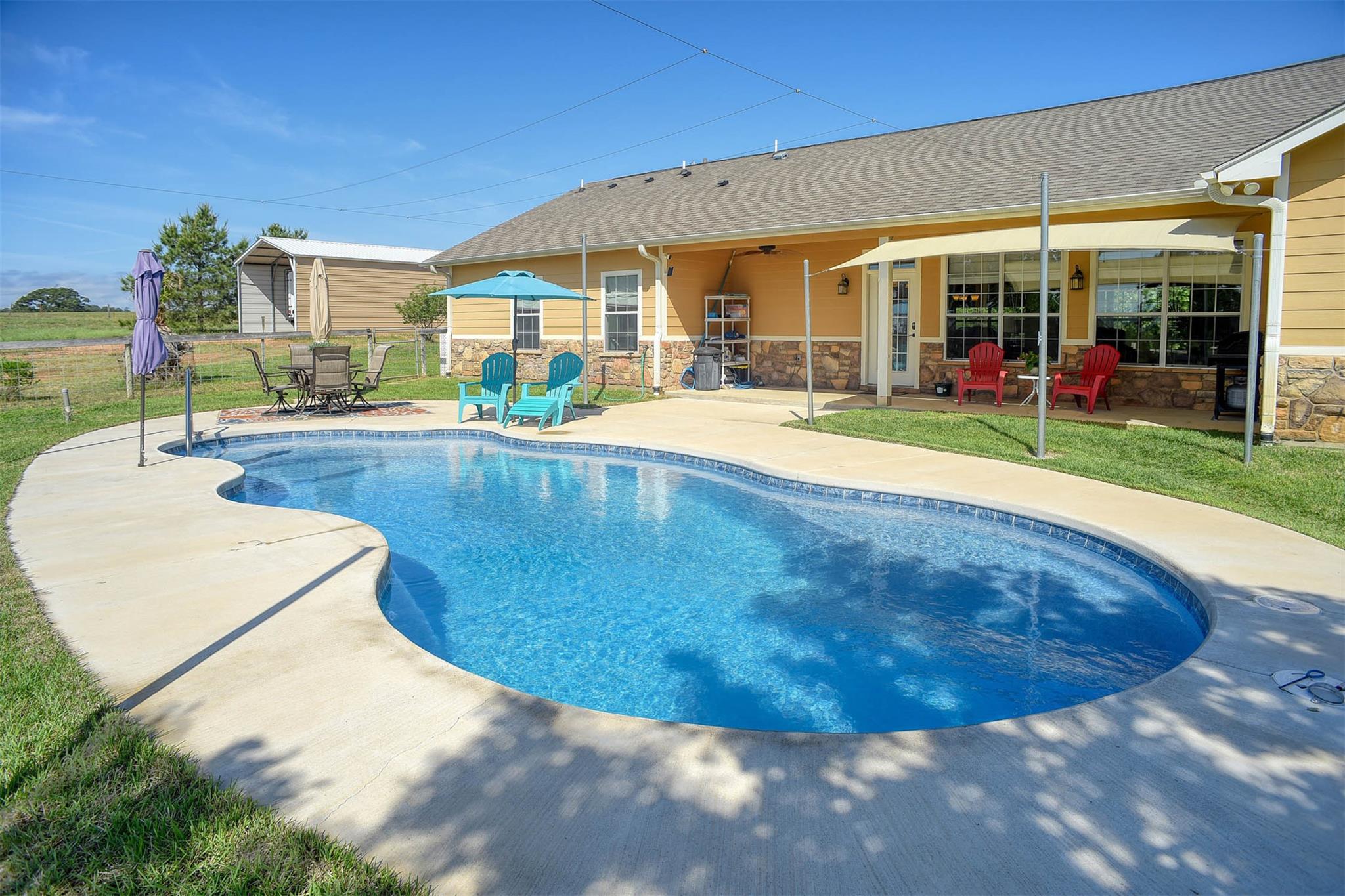 937 Highway 21 E Bastrop TX 78602