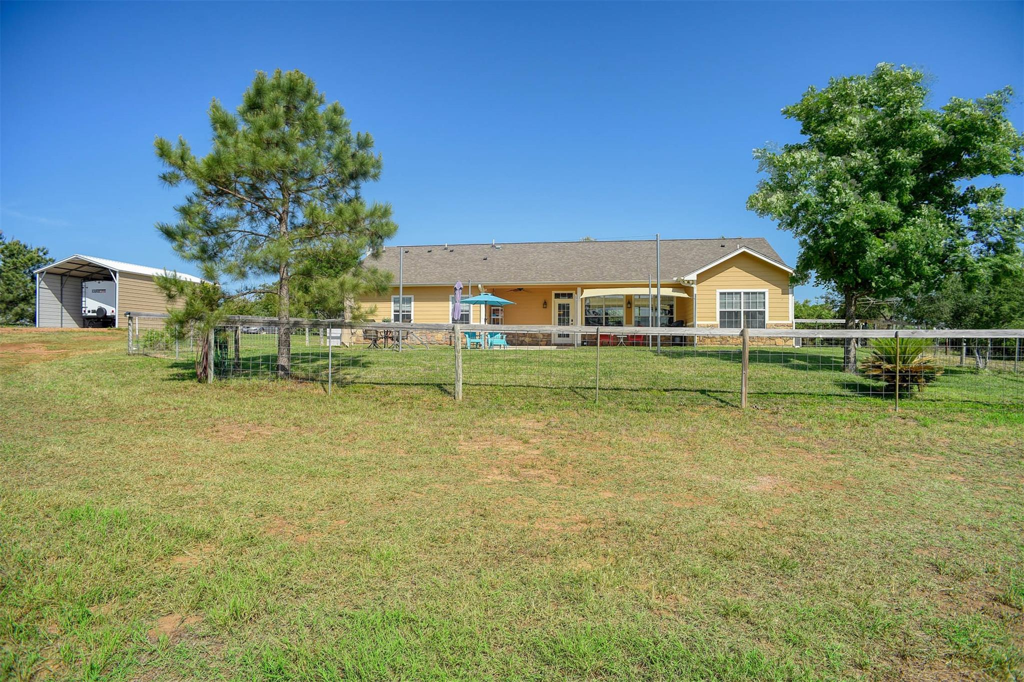 937 Highway 21 E Bastrop TX 78602