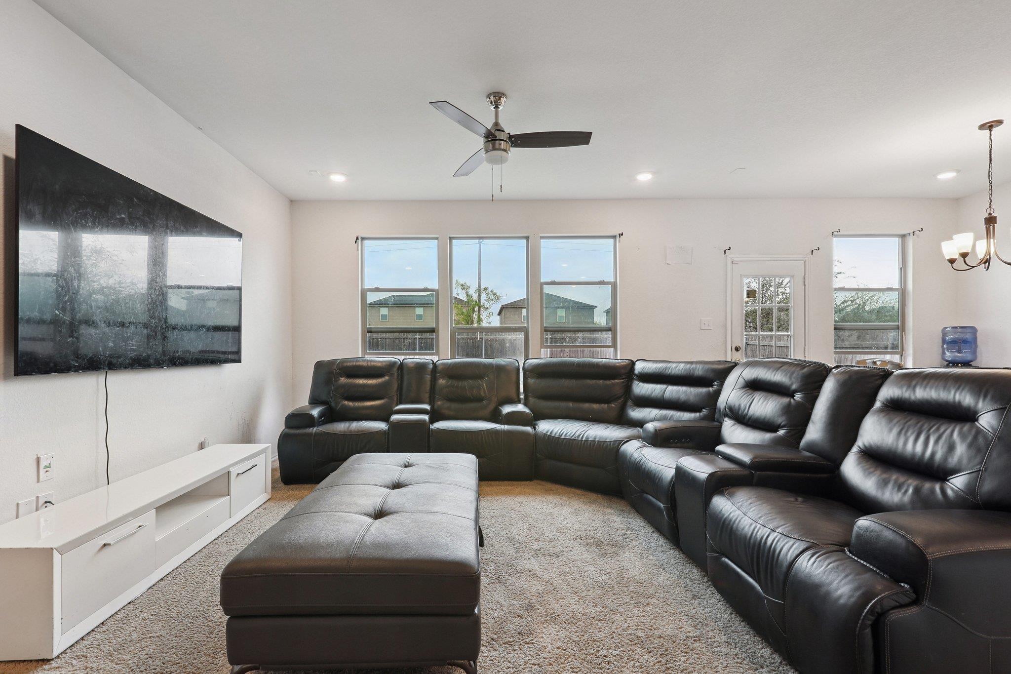 13817 Eleanor Roosevelt Street Manor TX 78653