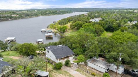 1201 Lakeshore Drive Spicewood TX 78669