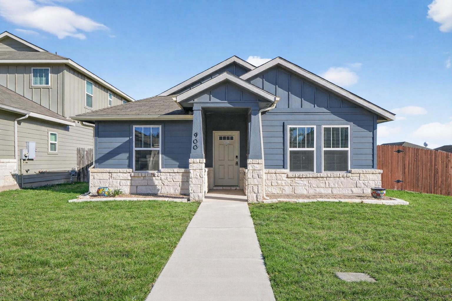 900 Main Street Hutto TX 78634