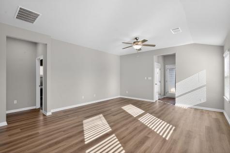 900 Main Street Hutto TX 78634