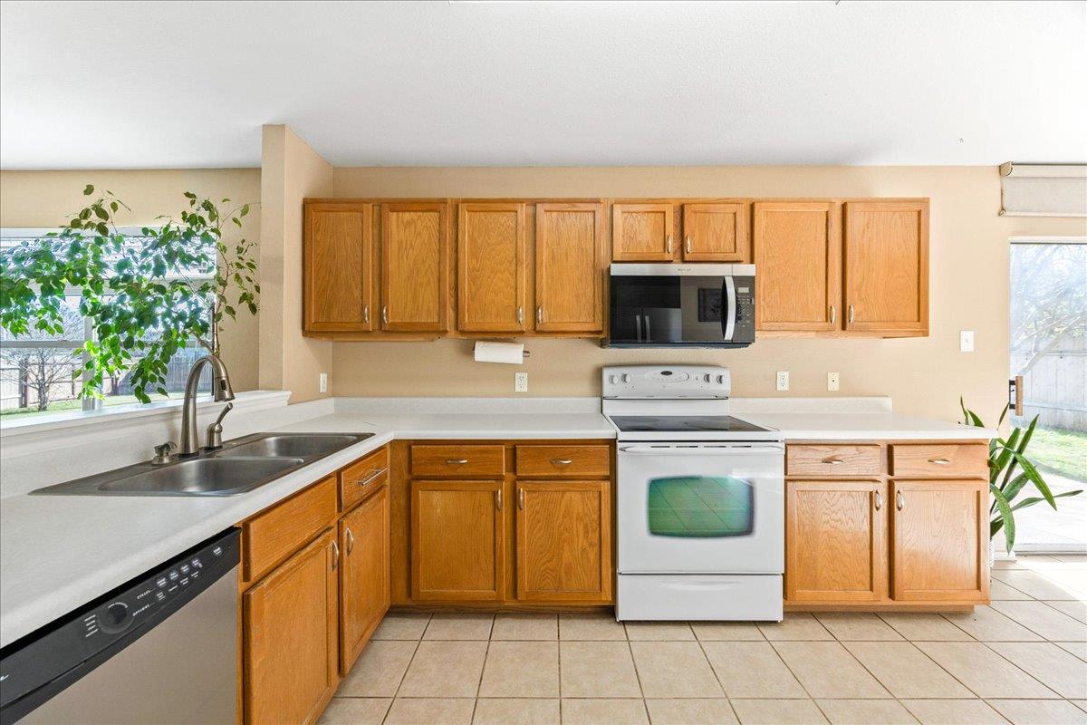 116 Devons Cove Buda TX 78610