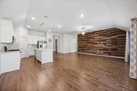 179 Belwood Drive Buda TX 78610