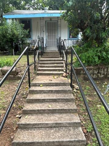 1702 Perez Street Austin TX 78721