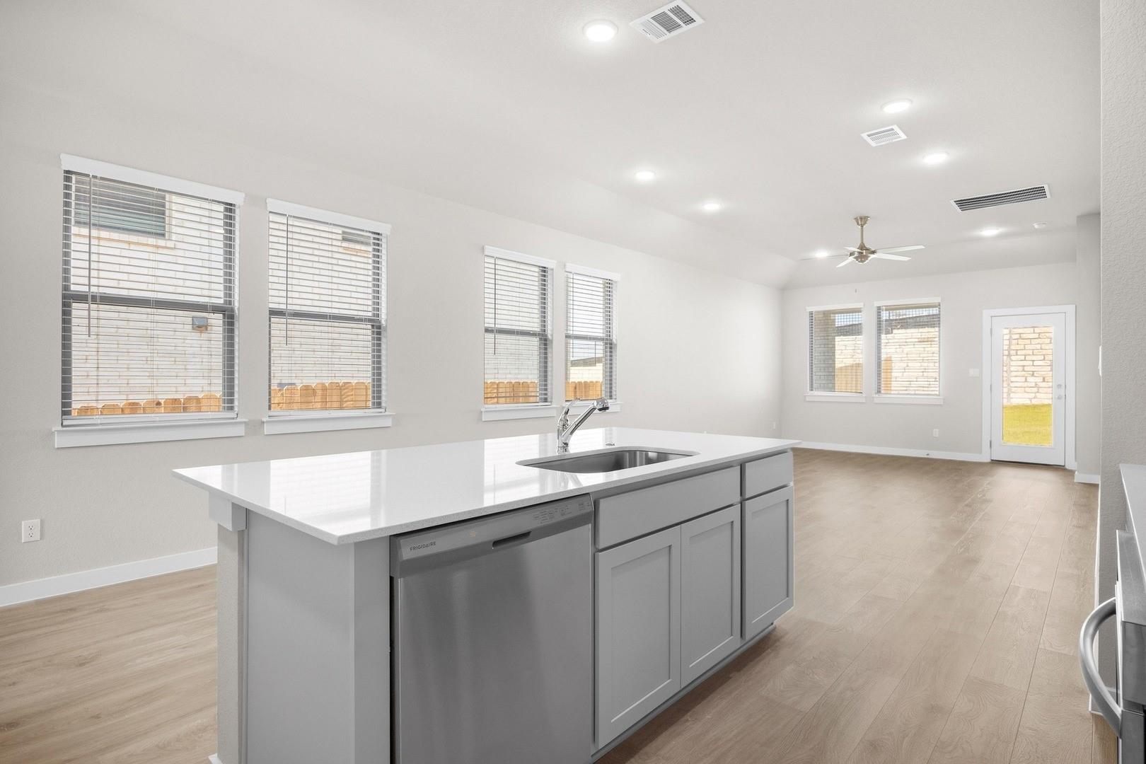 8010 Shining Flor Run Lago Vista TX 78645