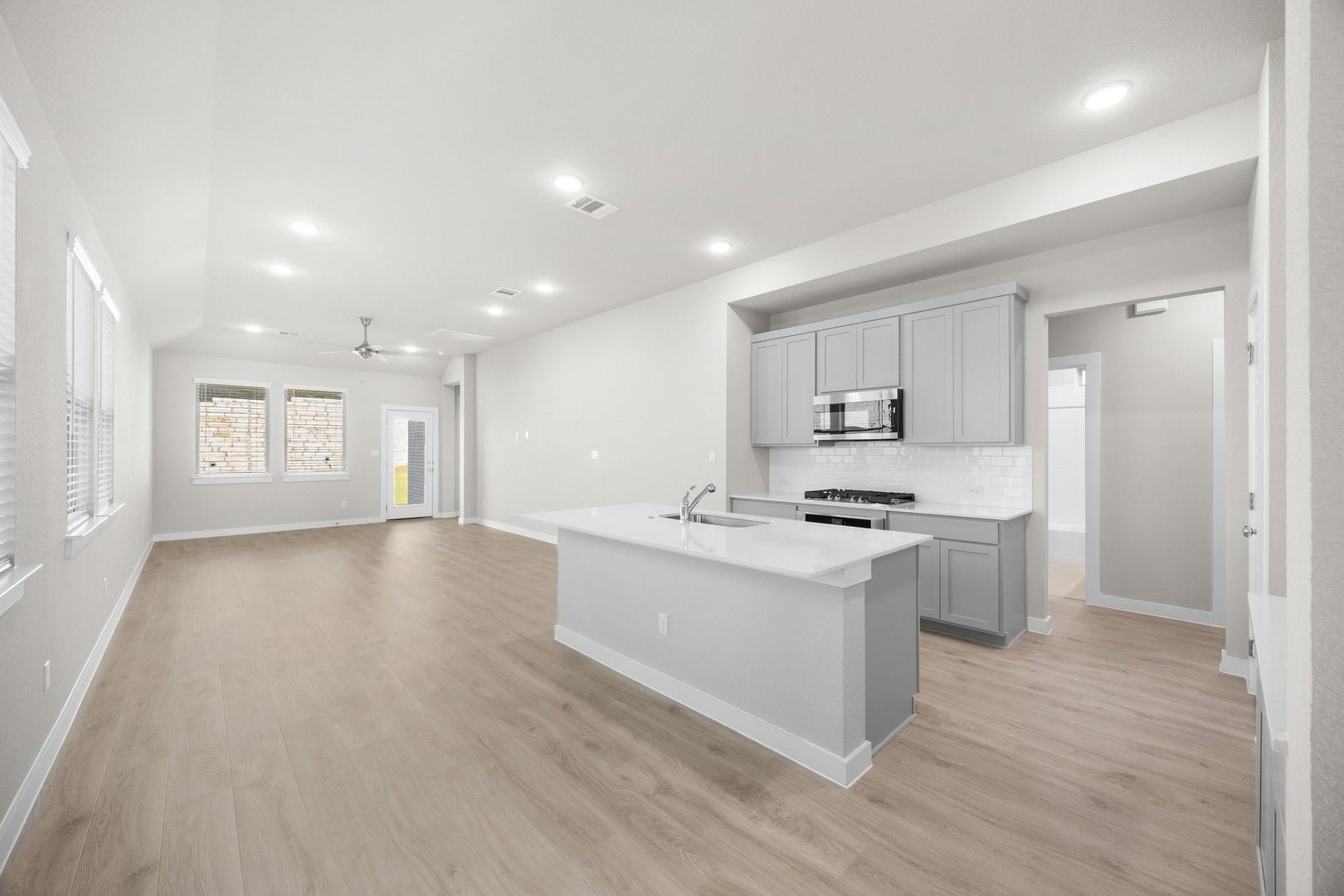 8010 Shining Flor Run Lago Vista TX 78645