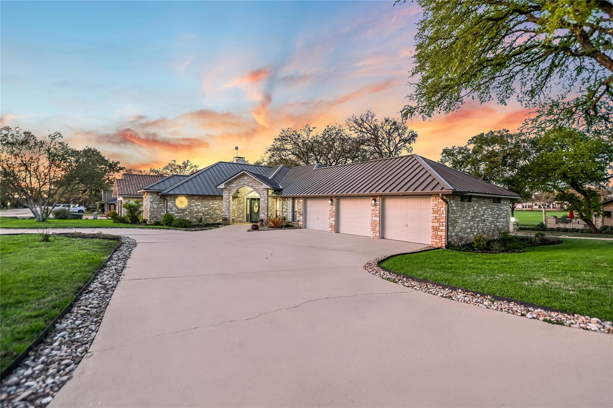 501 Sombrero Horseshoe Bay TX 78657