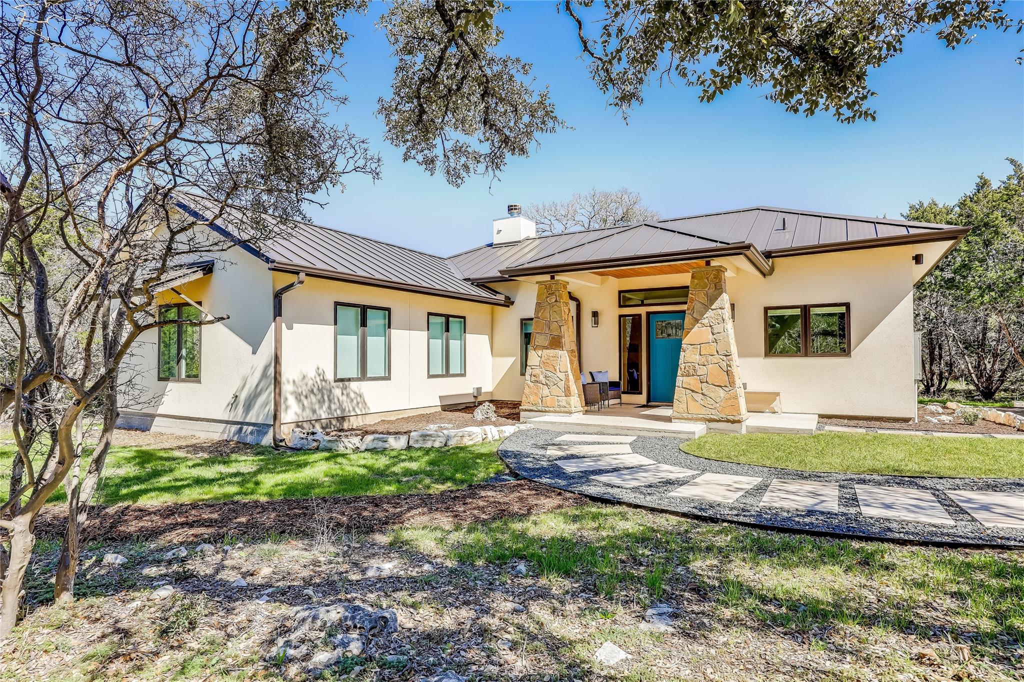 8004 Golden Oaks Lane Austin TX 78737