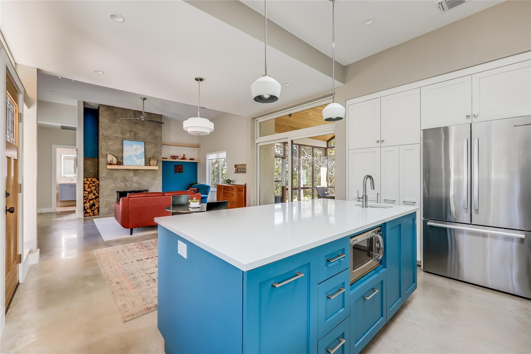 8004 Golden Oaks Lane Austin TX 78737