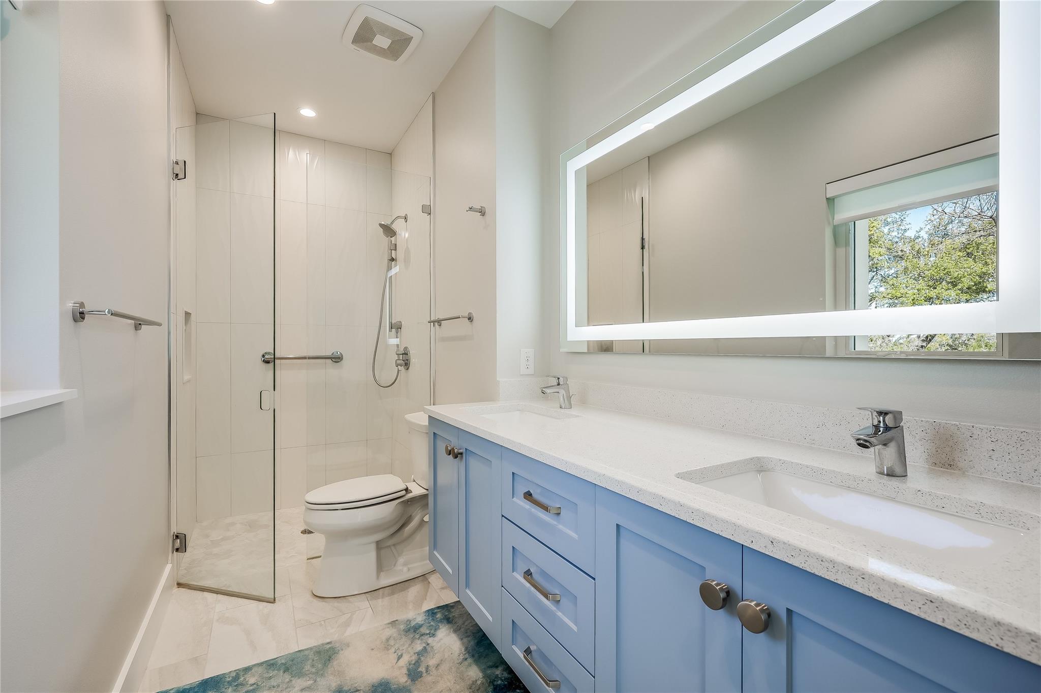 8004 Golden Oaks Lane Austin TX 78737