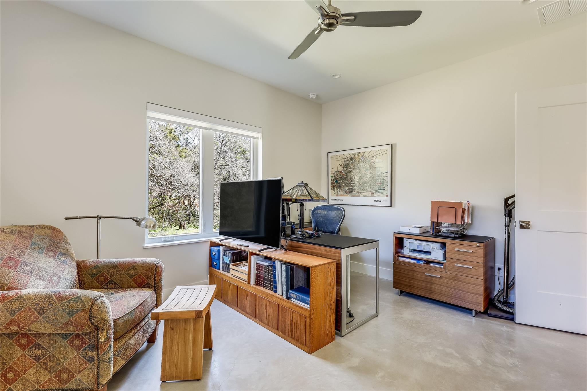 8004 Golden Oaks Lane Austin TX 78737