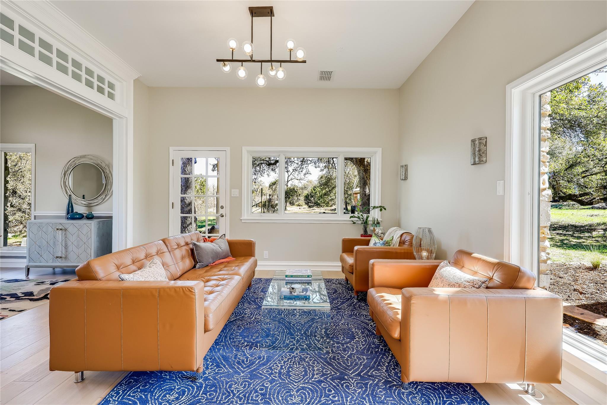8004 Golden Oaks Lane Austin TX 78737