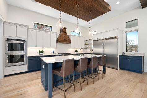 6104 Cary Drive Austin TX 78757