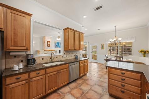 508 S Lariat Circle Dripping Springs TX 78620