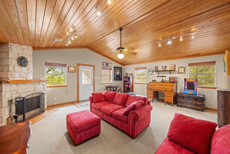 508 S Lariat Circle Dripping Springs TX 78620