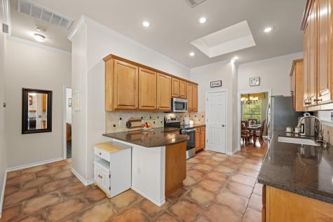 508 S Lariat Circle Dripping Springs TX 78620