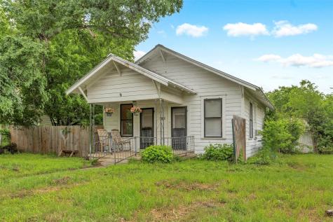1002 Washburn Street Taylor TX 76574