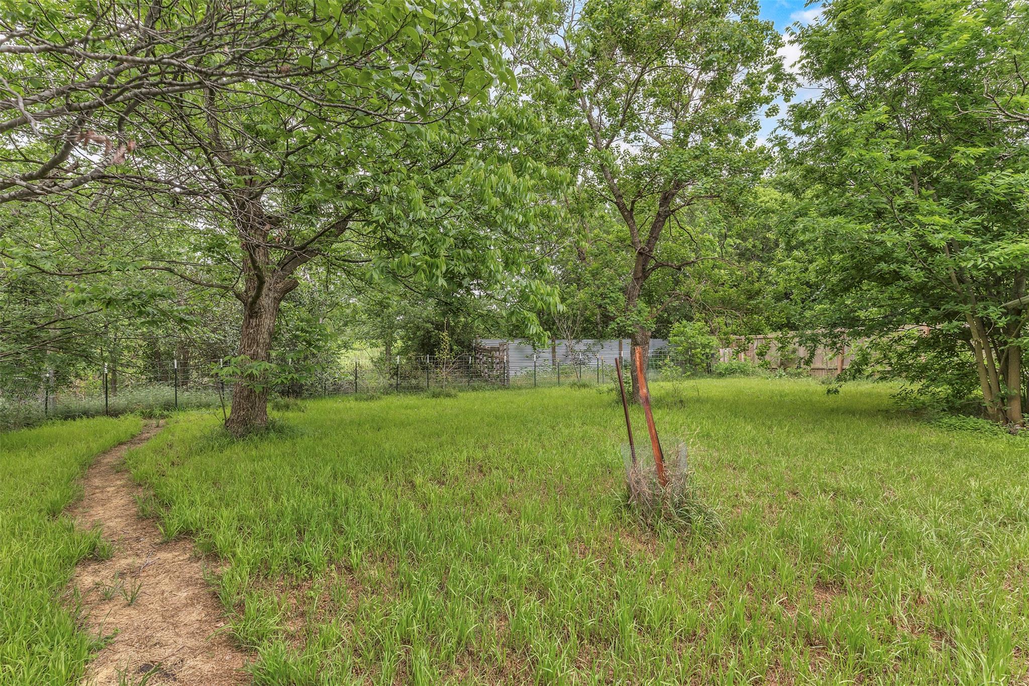 1002 Washburn Street Taylor TX 76574