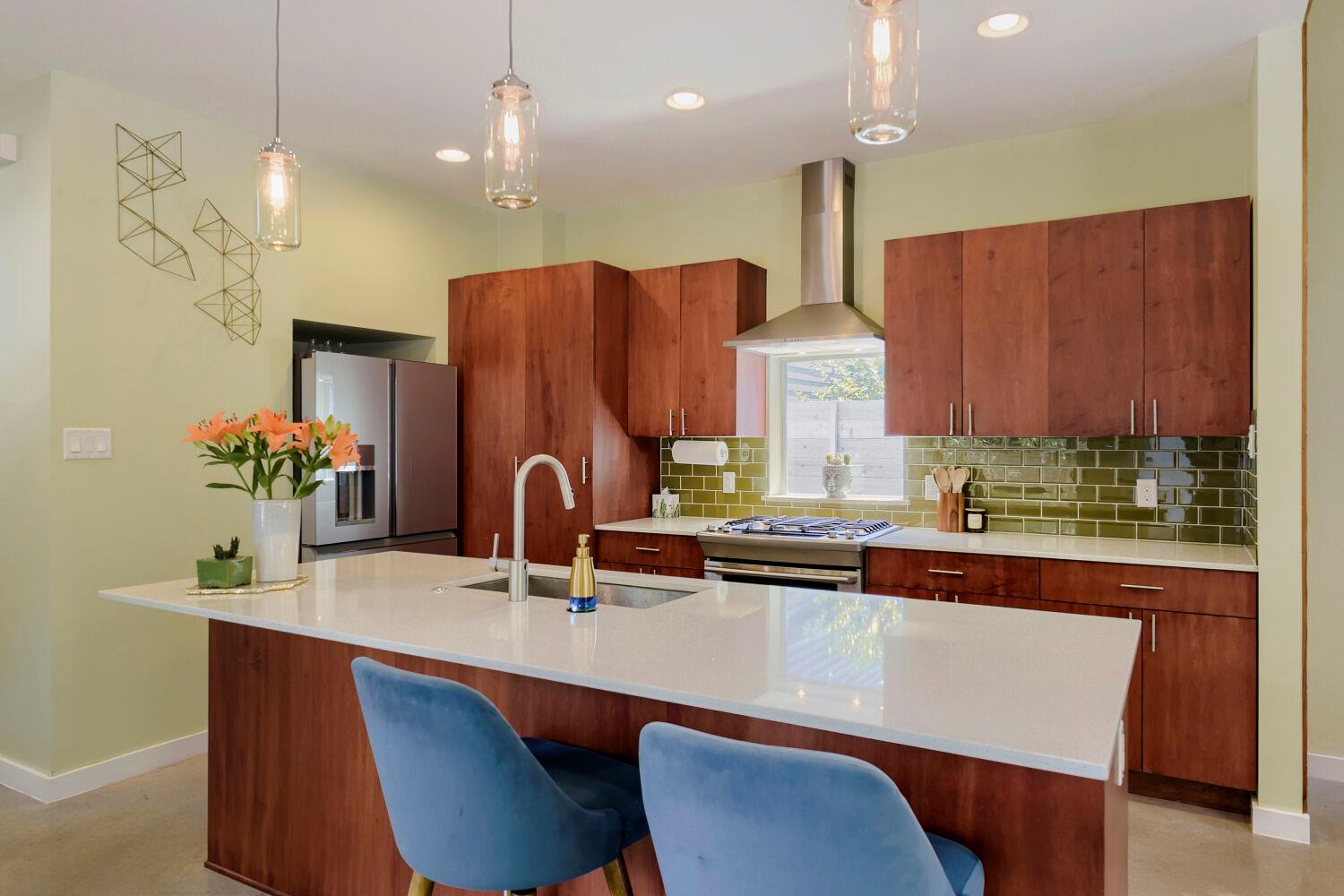 2112 Haskell Street Austin TX 78702