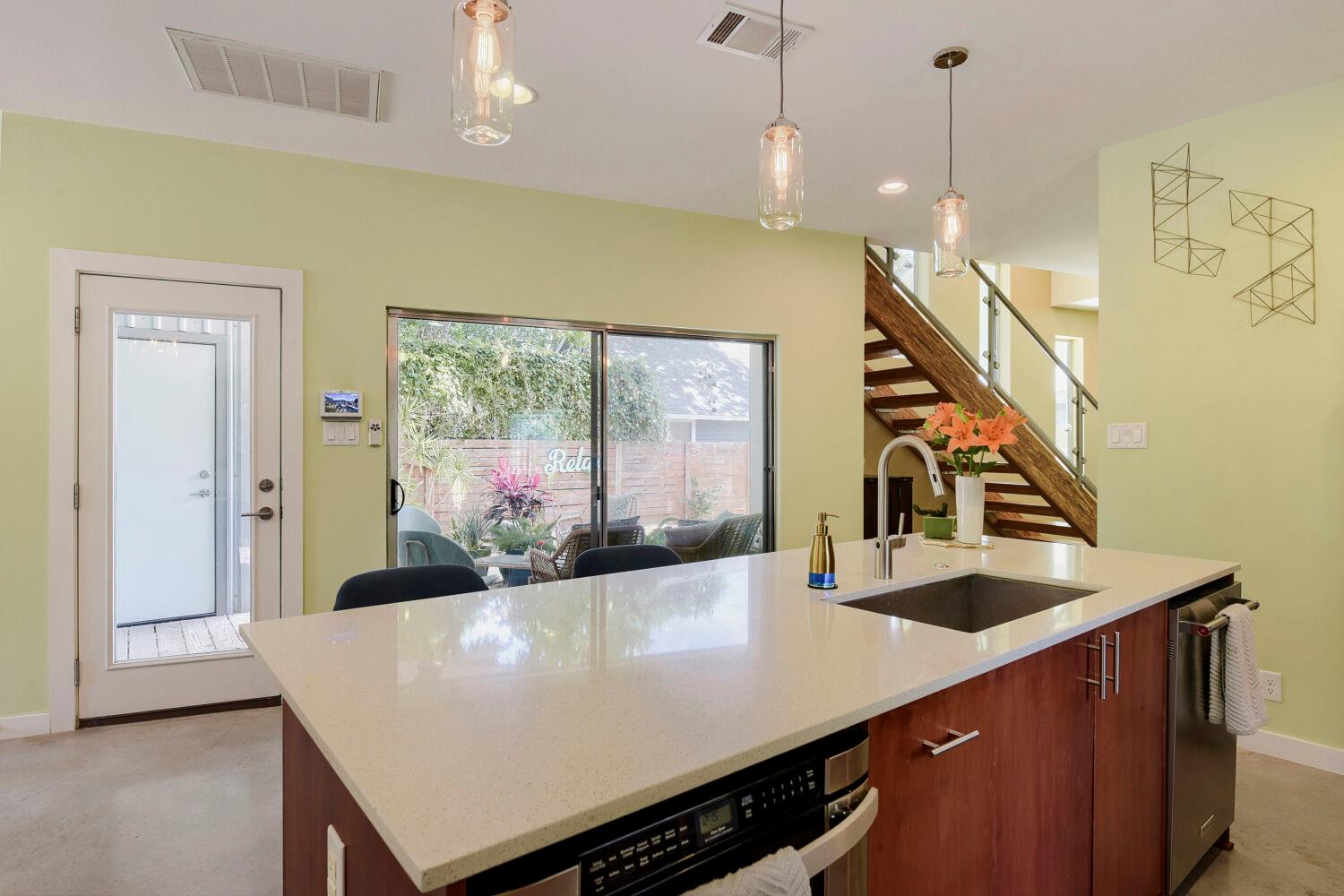 2112 Haskell Street Austin TX 78702