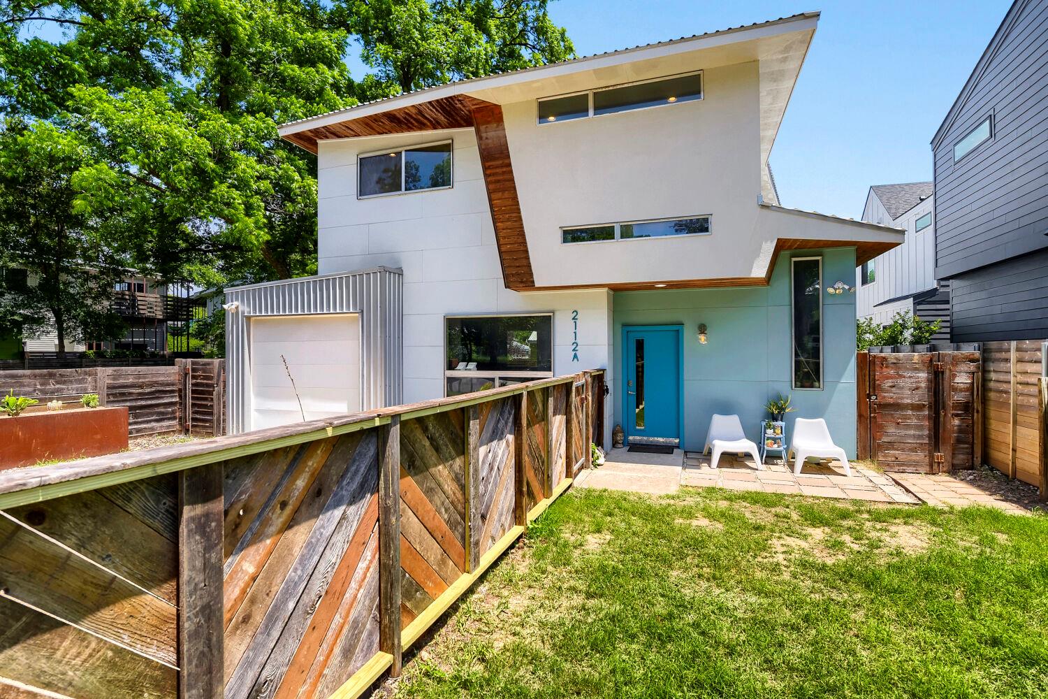 2112 Haskell Street Austin TX 78702