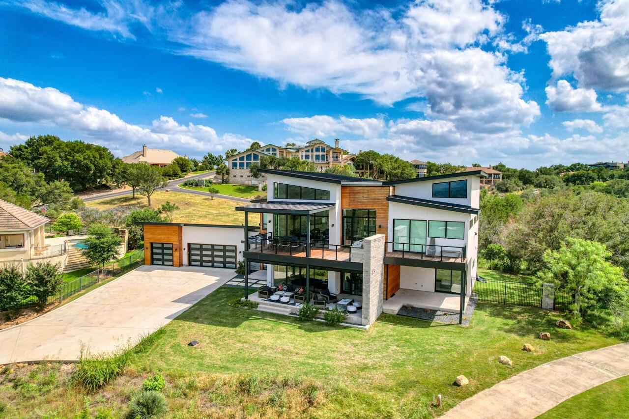 207 Kites Court Horseshoe Bay TX 78657