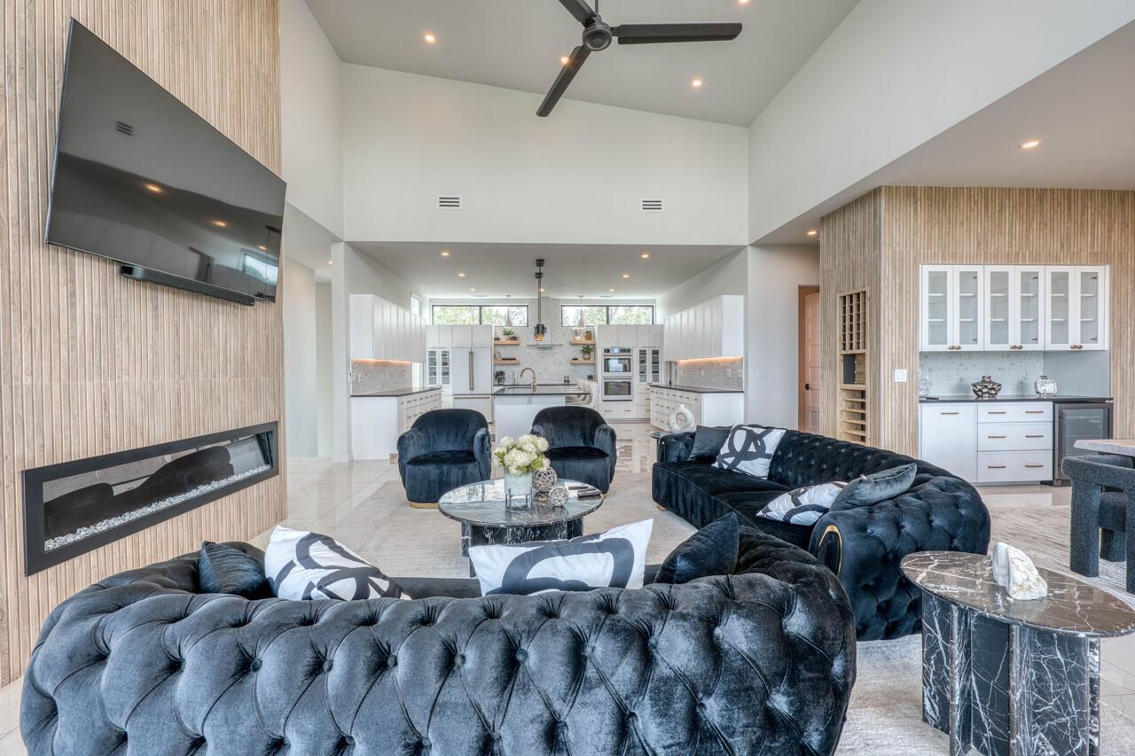 207 Kites Court Horseshoe Bay TX 78657