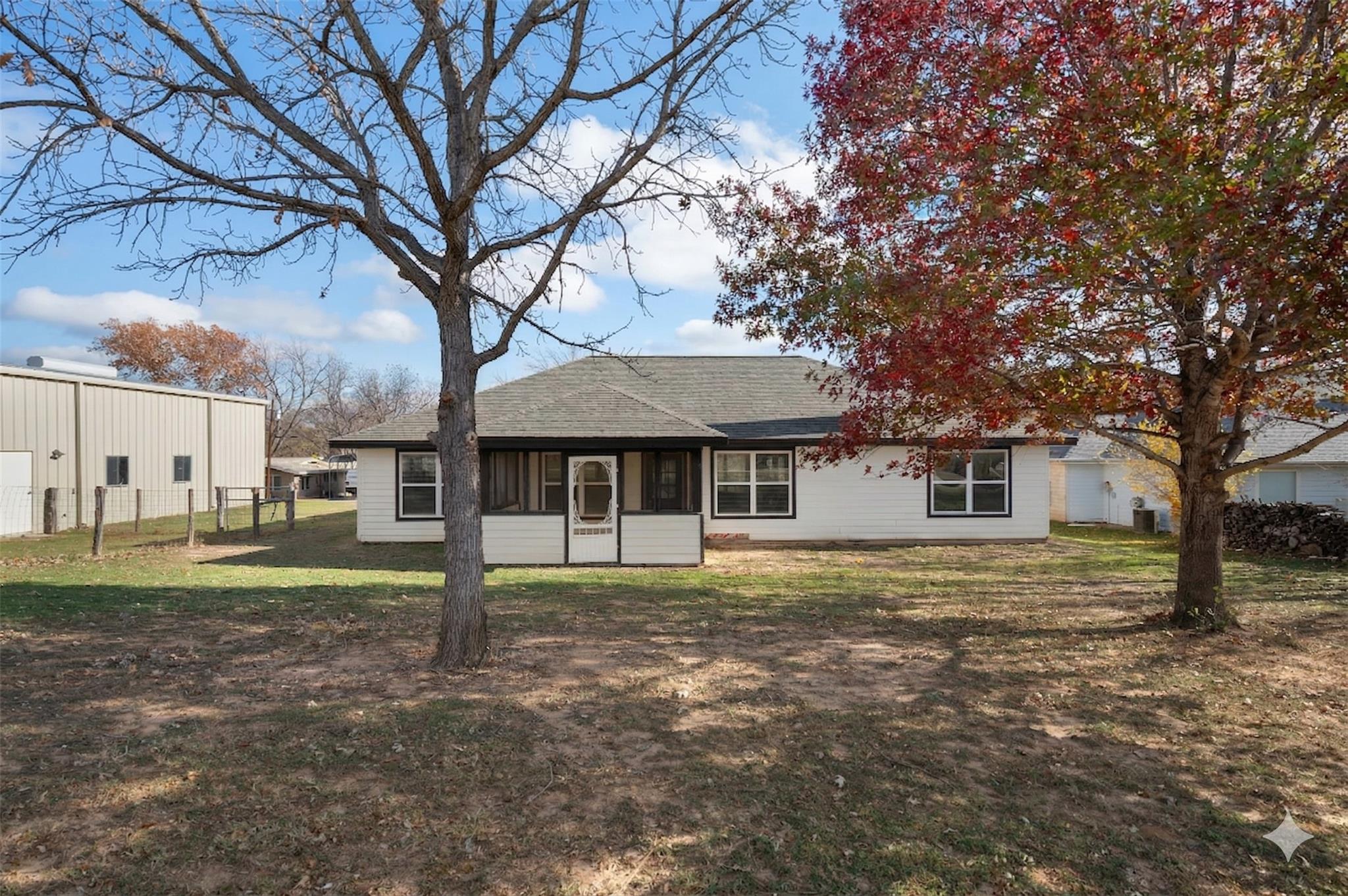 143 Boulder Drive Kingsland TX 78639