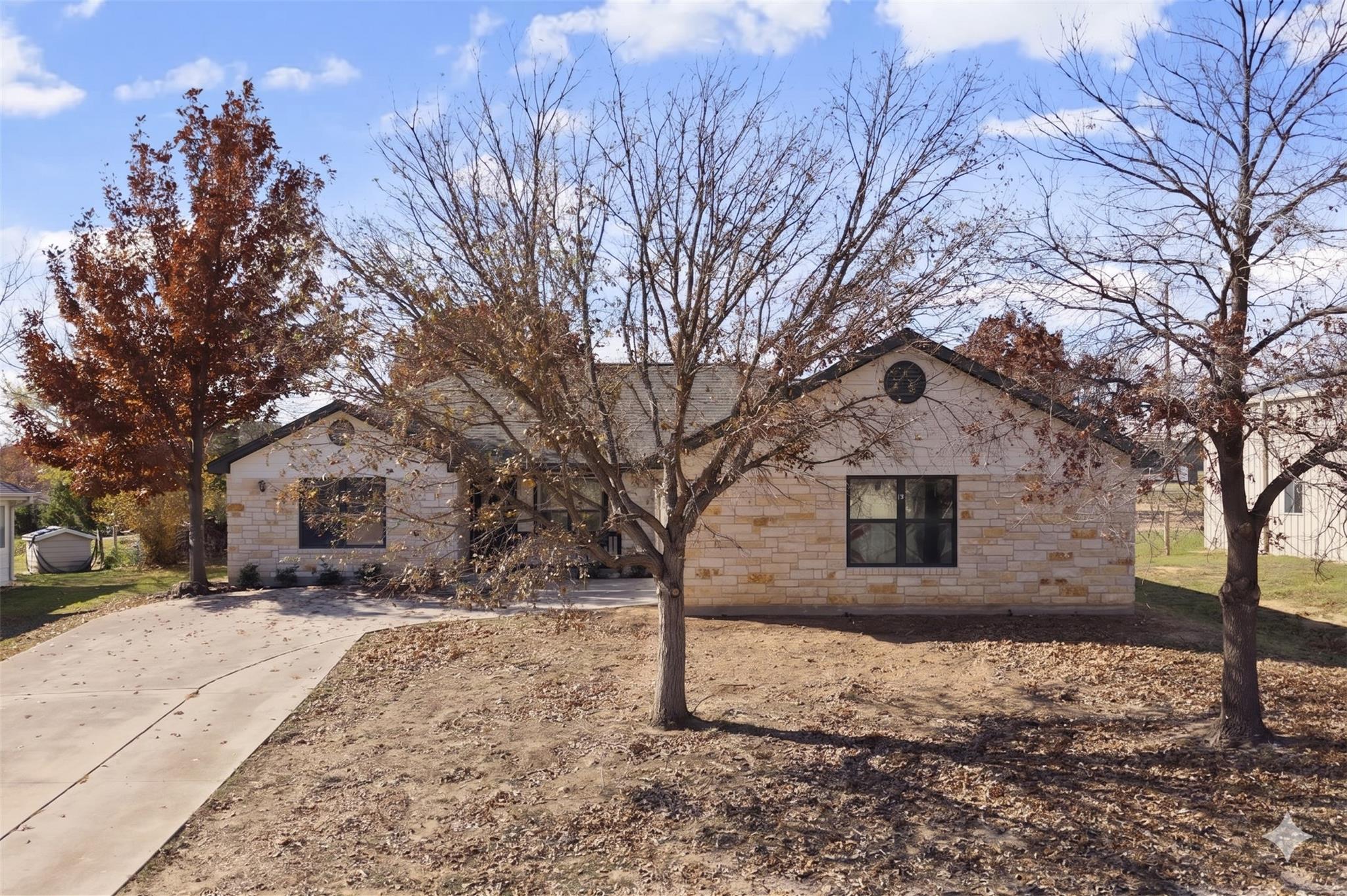 143 Boulder Drive Kingsland TX 78639