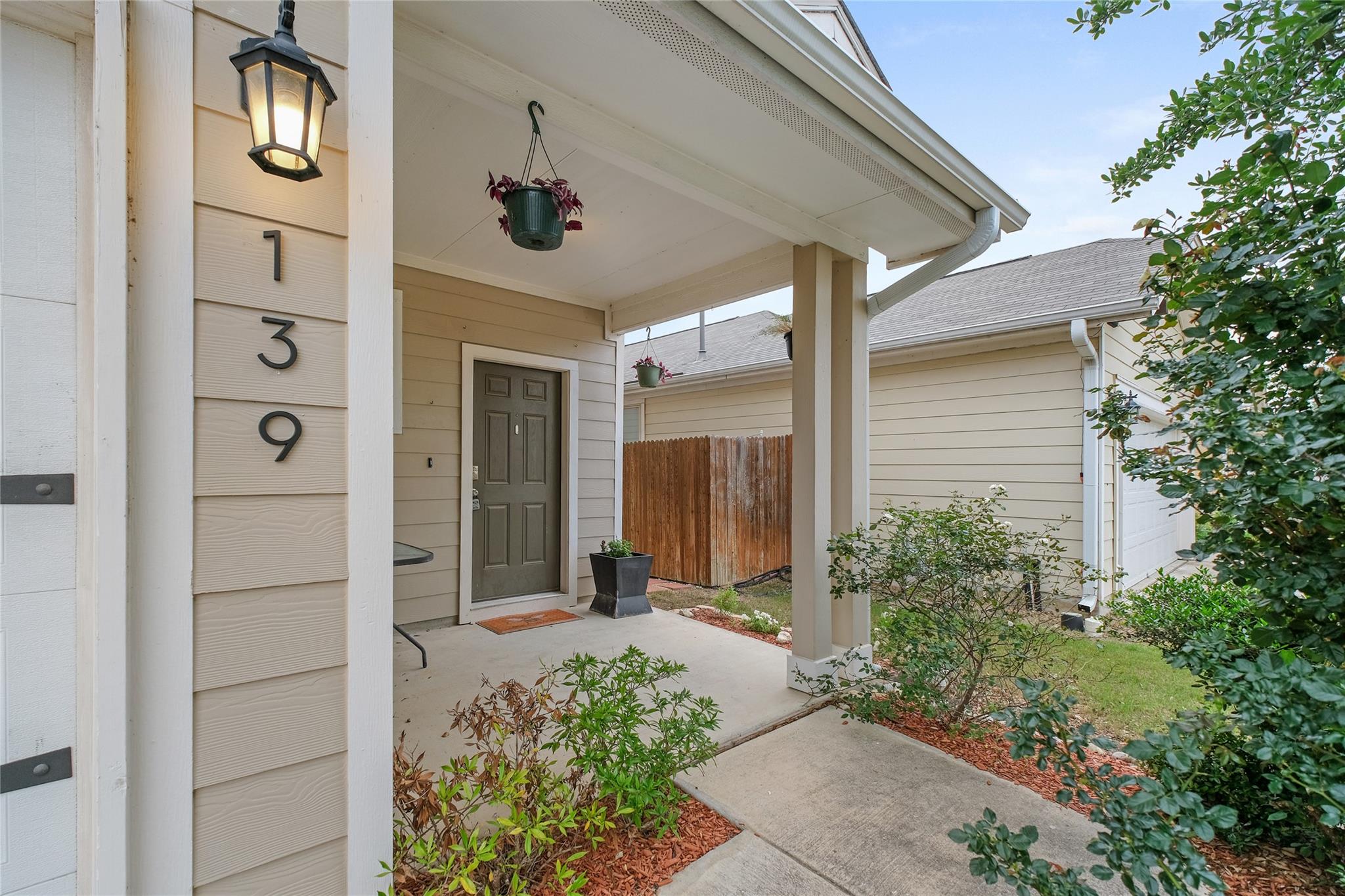 139 Corvid Drive Buda TX 78610
