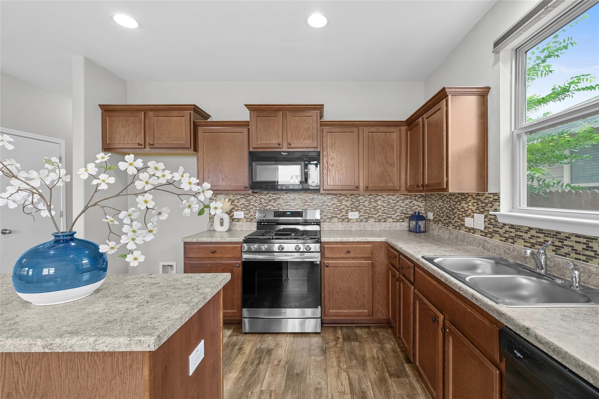 139 Corvid Drive Buda TX 78610