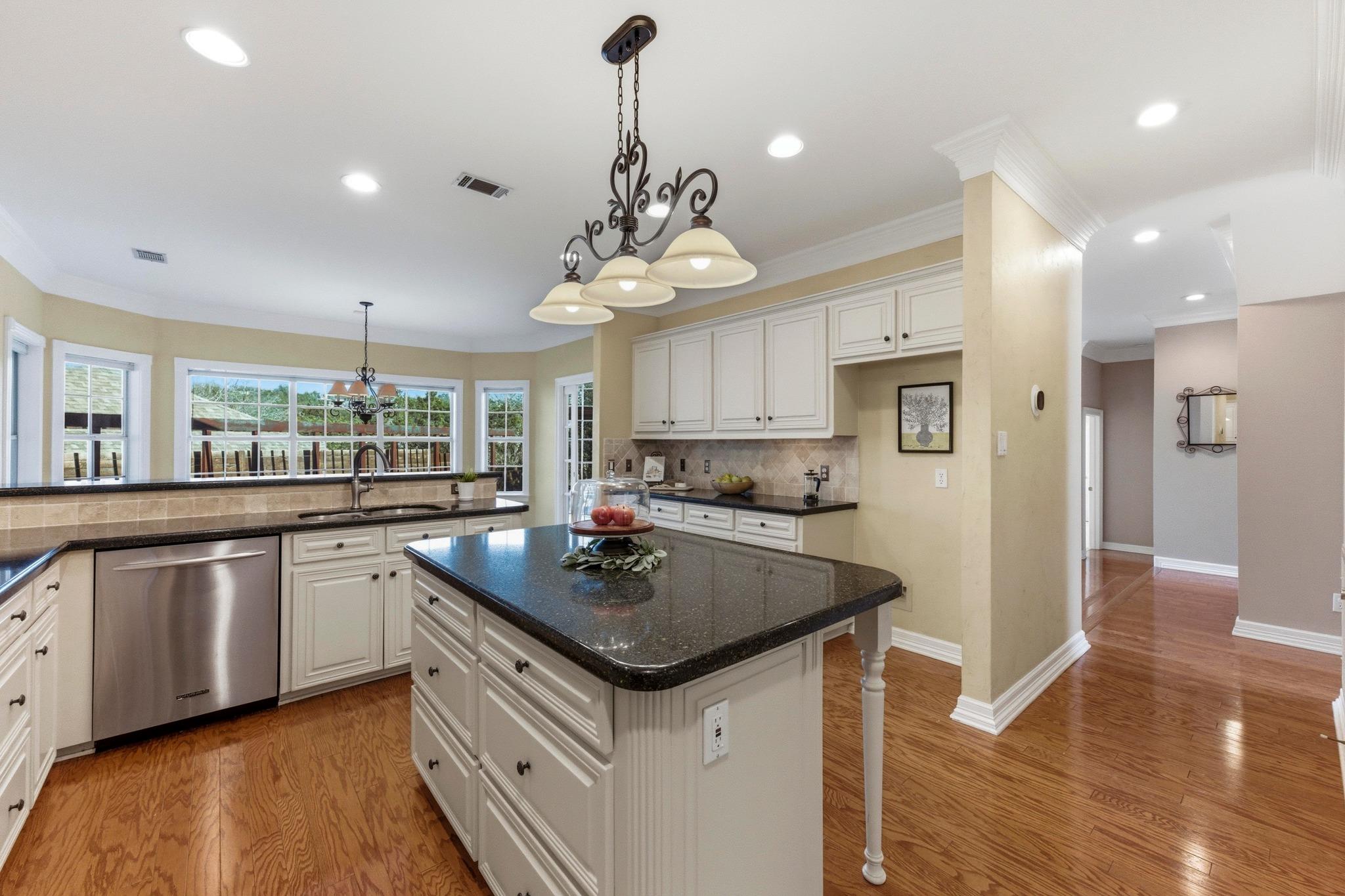 10609 Skyflower Drive Austin TX 78759