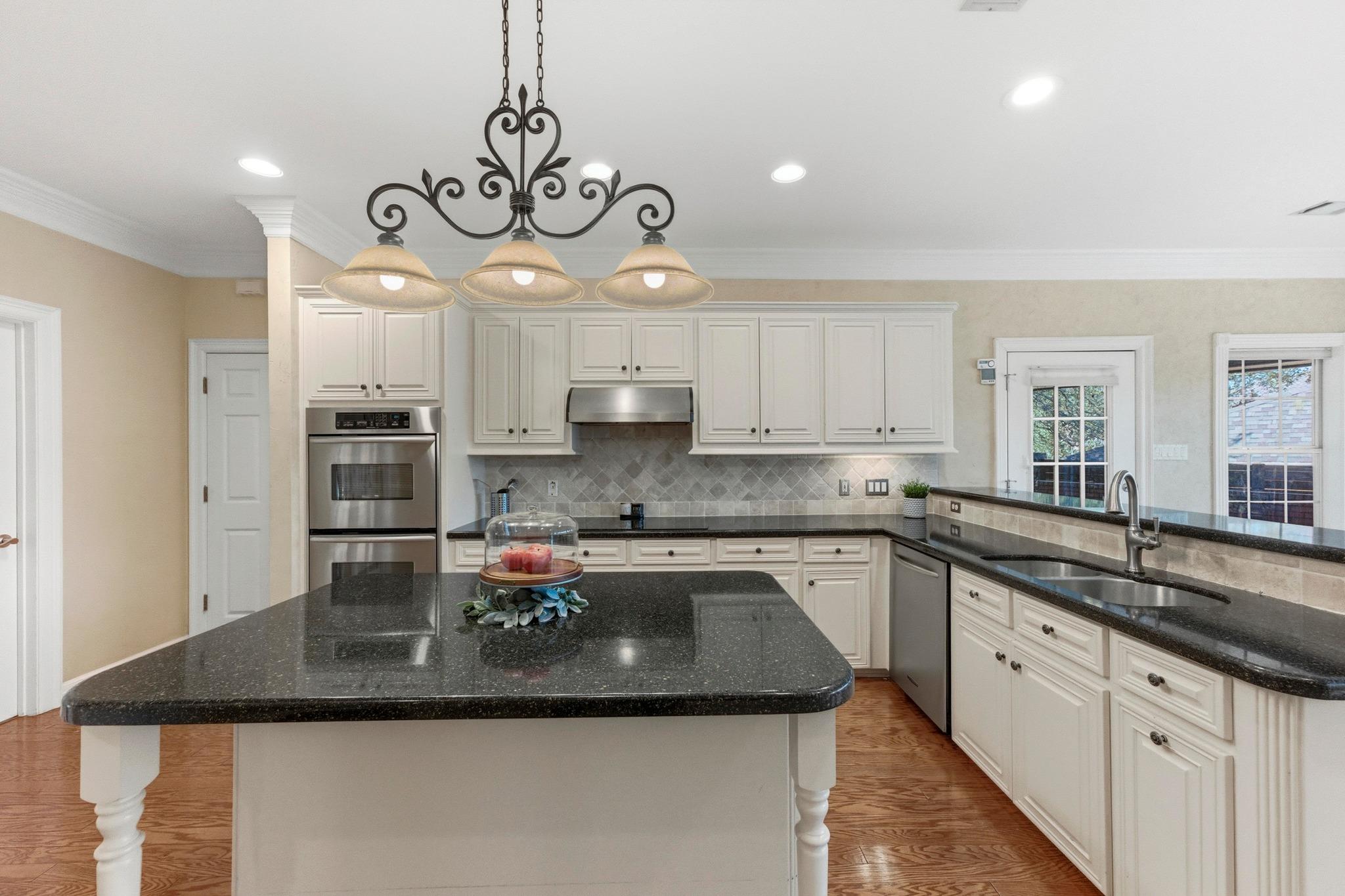 10609 Skyflower Drive Austin TX 78759
