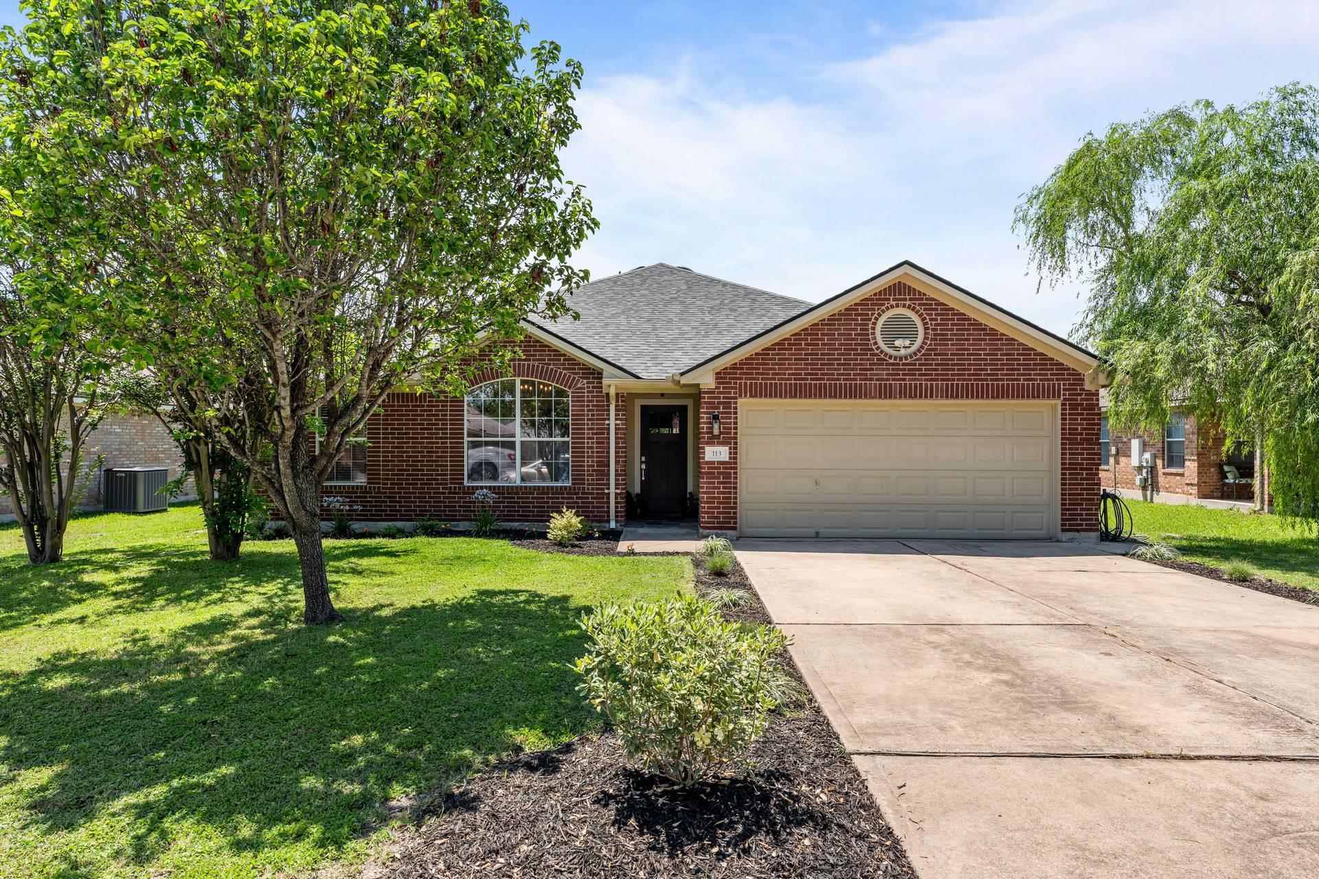 113 Hanstrom Drive Hutto TX 78634